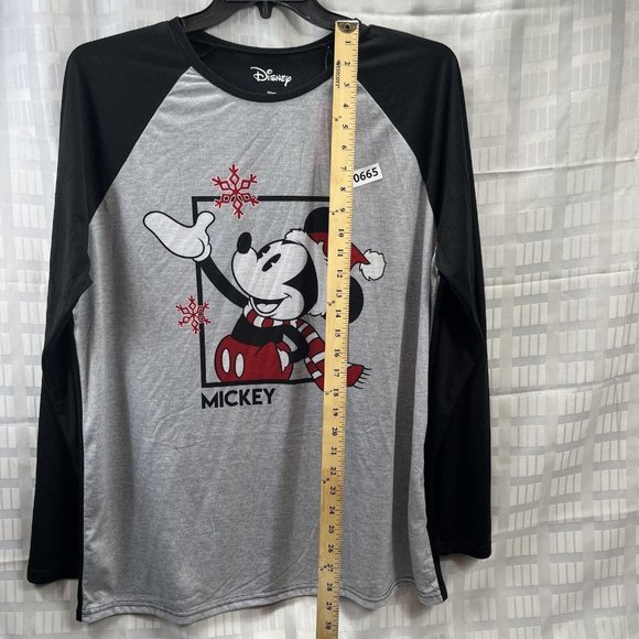 Disney NWT Mickey Pajama Top For Men Sz Large Super Comfy! Color Gray N Black - Picture 5 of 10
